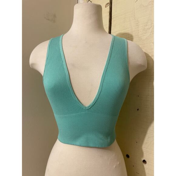 Urban Outfitters Size Small Out From‎ Under Hailey Seamless Plunge Cropped Tank - Picture 1 of 6